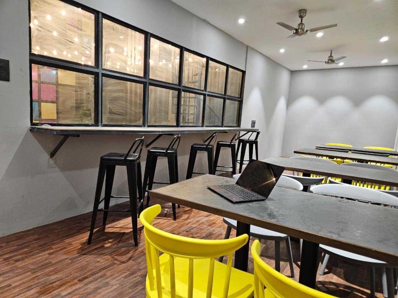 Coliwo Deux - Chandan Nagar Pune Eksteriør bilde